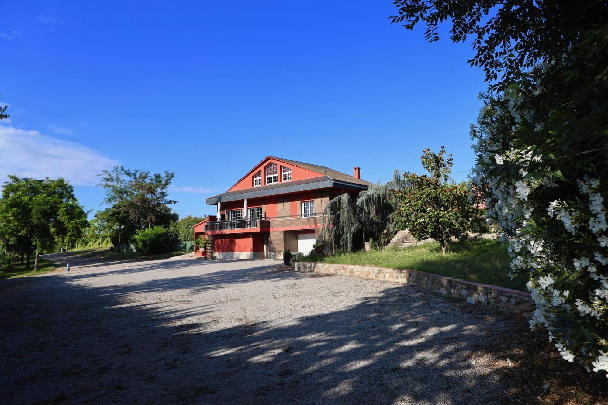 Villa El Cedre Blau Vivienda Con Piscina En Granollers Esterno foto