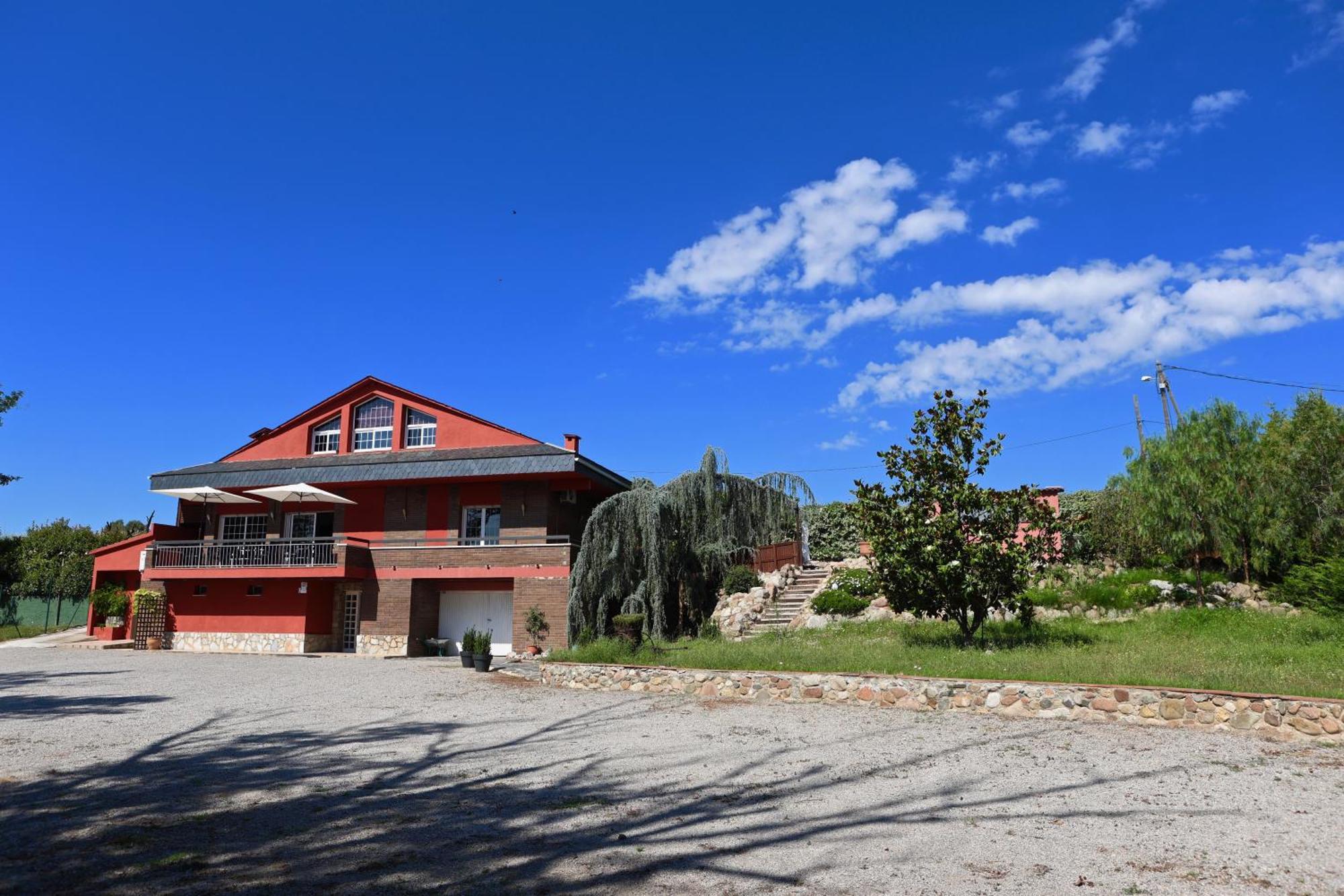 Villa El Cedre Blau Vivienda Con Piscina En Granollers Esterno foto